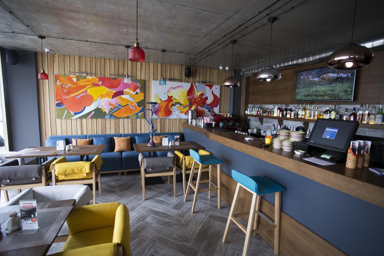Aparthotel Tangerine 바투미 외부 사진